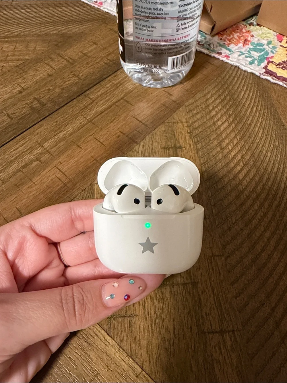 Apple genuine earbuds